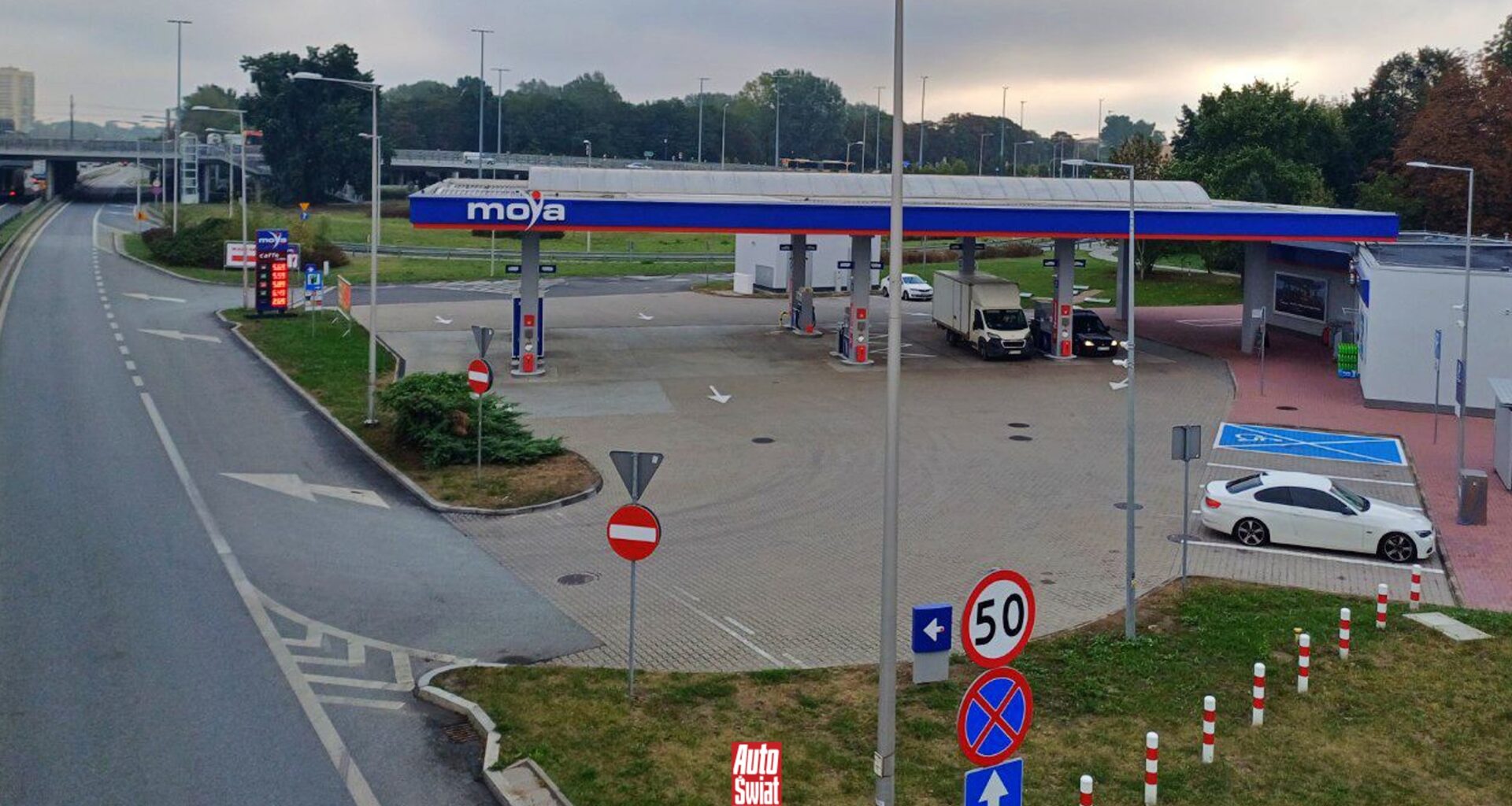 Moya z nową promocją. Cena paliwa spadnie do 4,99 zł za litr. Stacja znajduje się przy trasie S8