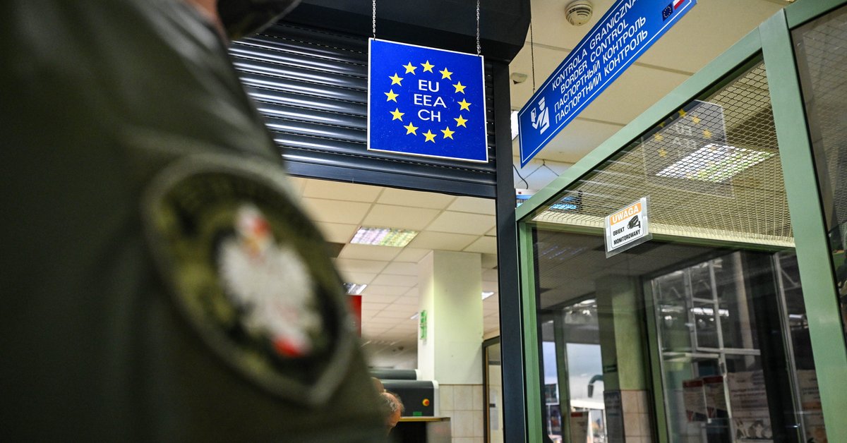 Exodus młodych Ukraińców. Po zmianie przepisów blisko 100 tys. opuściło kraj