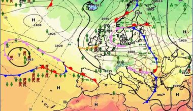 Sytuacja synoptyczna w piątek. Pogoda na weekend rozpocznie się bardzo dynamicznie
