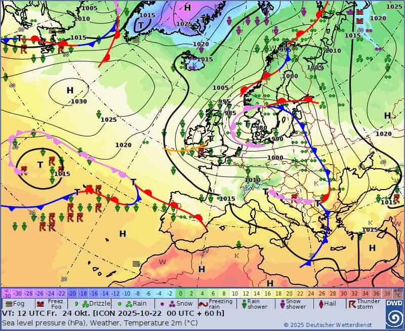 Sytuacja synoptyczna w piątek. Pogoda na weekend rozpocznie się bardzo dynamicznie