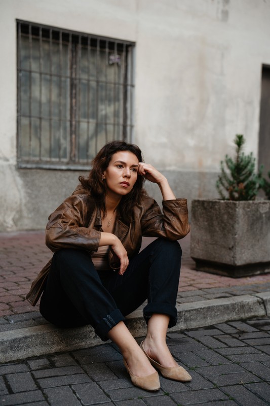 Nela spotkała się na planie z Maciejem Stuhrem, Jackiem Braciakiem i Jerzym Radziwiłłowiczem