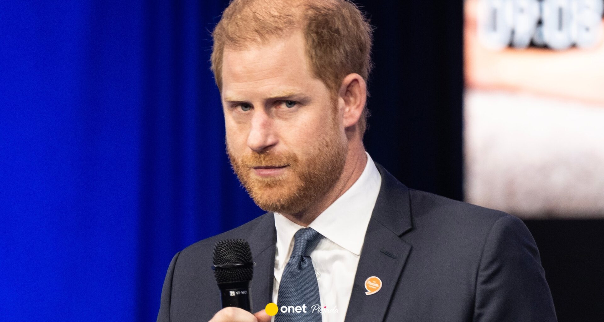 Ma obsesję na punkcie księcia Harry'ego. Wydzwaniała na policję