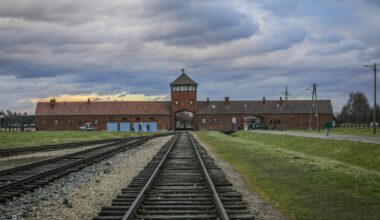 Muzeum Auschwitz II-Birkenau. Były niemiecki nazistowski obóz koncentracyjny (zdjęcie ilustracyjne)