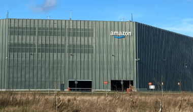 Wielka korporacja zwalnia pracowników. Zastąpi ich sztuczna inteligencja