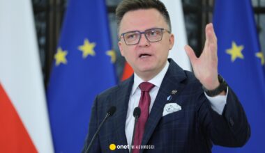 Szymon Hołownia ogranicza dostęp do alkoholu w Sejmie. Jest decyzja