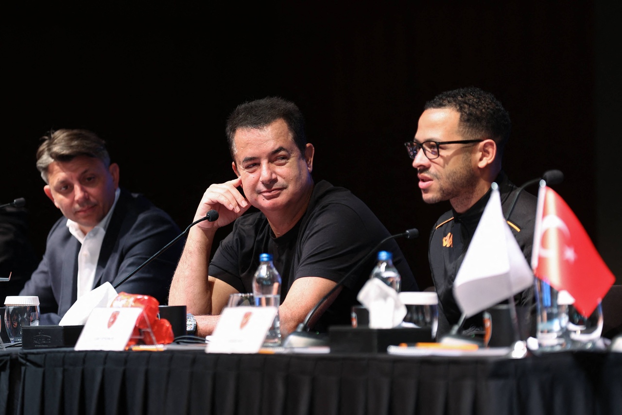 Tan Kesler, Acun Icali i Liam Rosenior