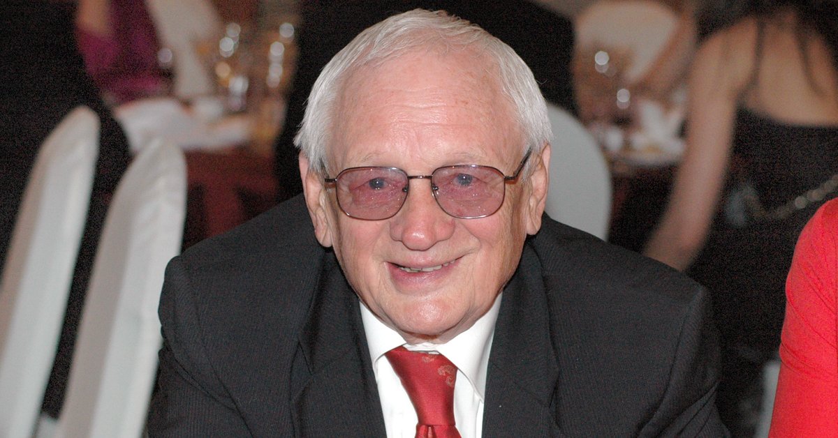 Fala wściekłych komentarzy po ogłoszeniu "powrotu" Witolda Pyrkosza do "M jak miłość". "Brak szacunku do zmarłego" - Onet