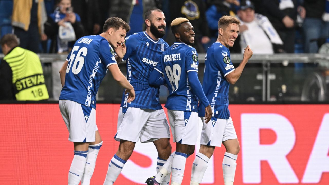 Liga Konferencji: pewne zwycięstwo na starcie. Lech Poznań wysoko pokonał u siebie Rapid Wiedeń [WIDEO] - sport.tvp.pl