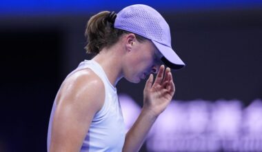 WTA Pekin. Iga Świątek odpadła z turnieju po porażce z Emmą Navarro - sport.tvp.pl