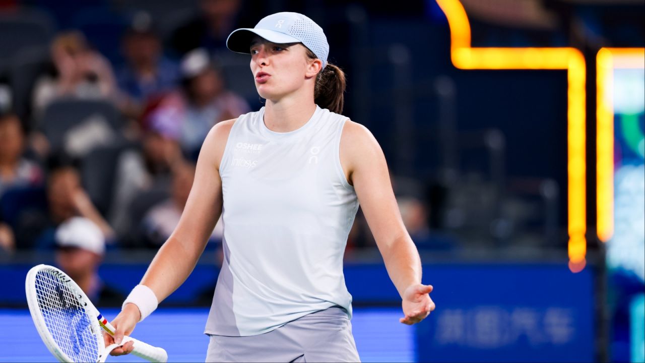 Duże problemy Igi Świątek przed WTA Finals. "Zgasł w niej ten ogień, ta energia" - sport.tvp.pl