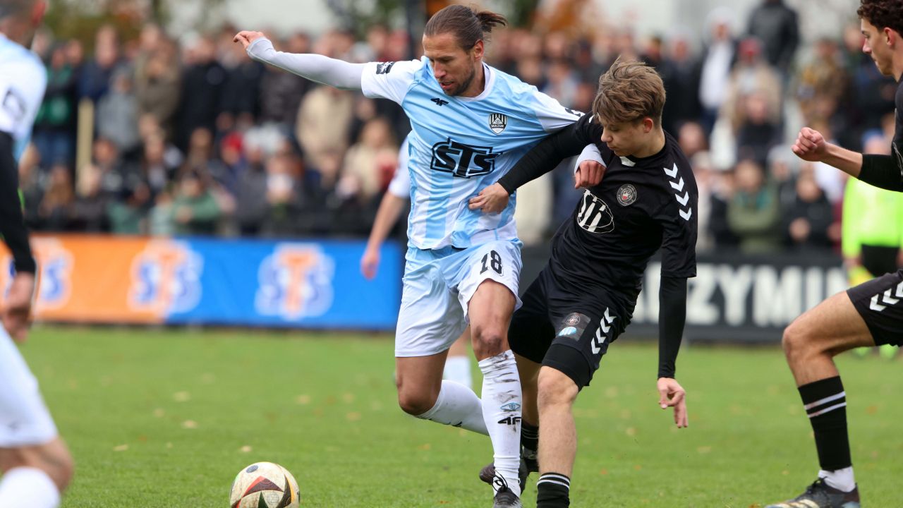 Grzegorz Krychowiak zadebiutował w lidze okręgowej. Były reprezentant Polski zagrał w Mazurze Radzymin - sport.tvp.pl
