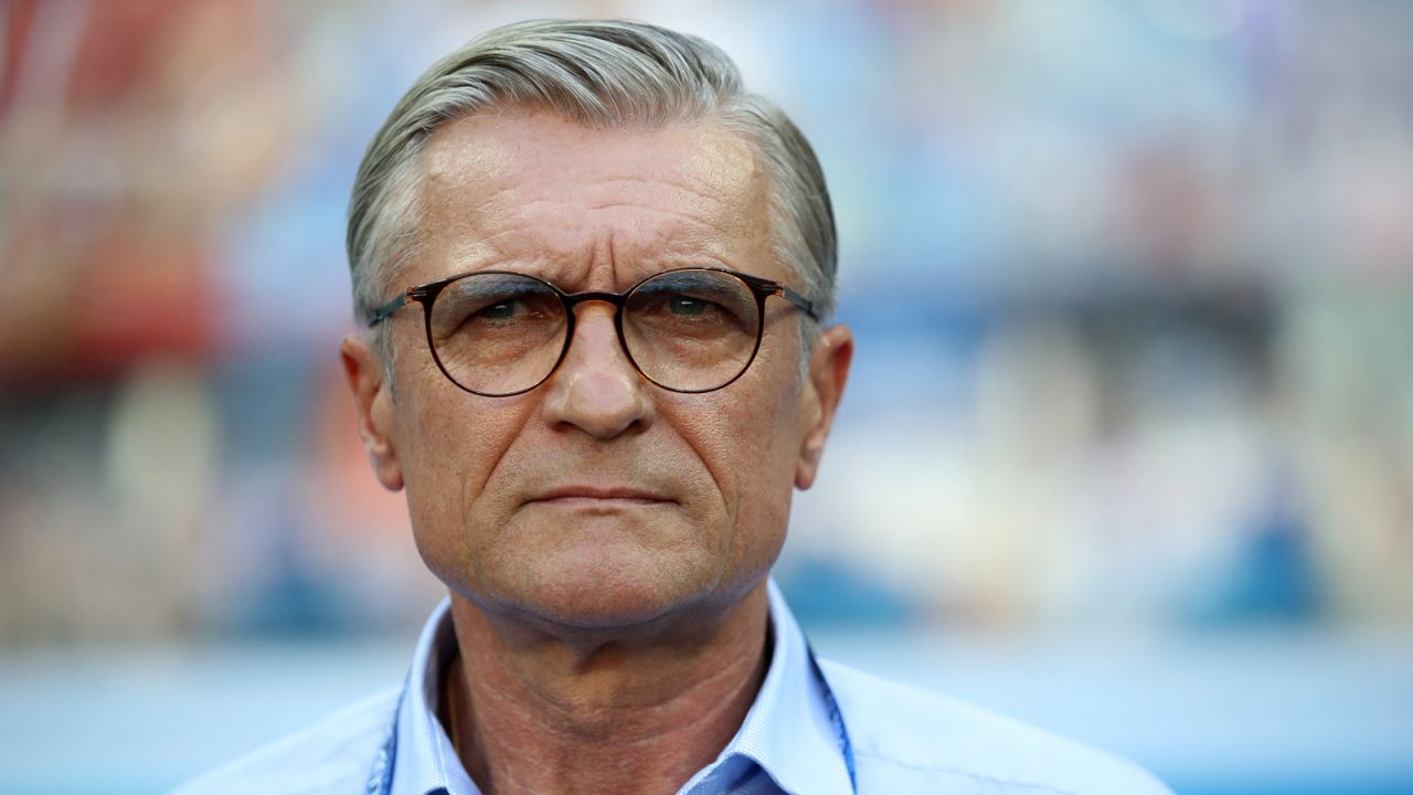 Adam Nawałka blisko powrotu na ławkę trenerską. Jego usługami zainteresowany klub PKO BP Ekstraklasy - sport.tvp.pl