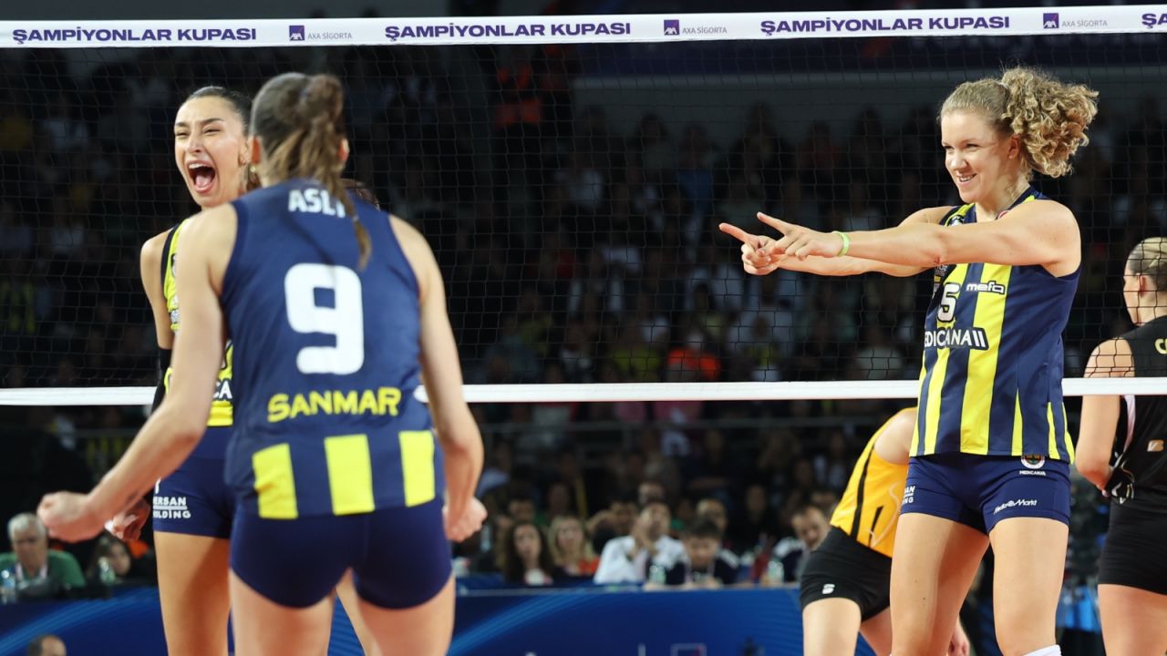 Superpuchar Turcji. Fenerbahce Stambuł z Agnieszką Korneluk zdobyło pierwsze trofeum w sezonie - sport.tvp.pl