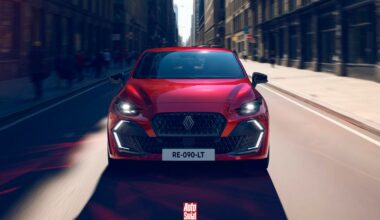 Nowe Renault Clio dostępne w Polsce od niecałych 85 tys. zł. Hybryda kusi, LPG będzie później