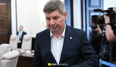 "Trzeba być Tuskiem, żeby mianować takiego idiotę". W sieci wrze po słowach ministra