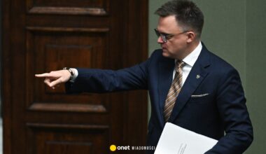 Ruch Szymona Hołowni w sprawie kilometrówek. Nieoficjalne doniesienia