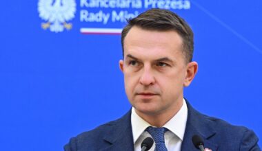 Koniec partii Nowoczesna. Adam Szłapka wydał oświadczenie - Onet