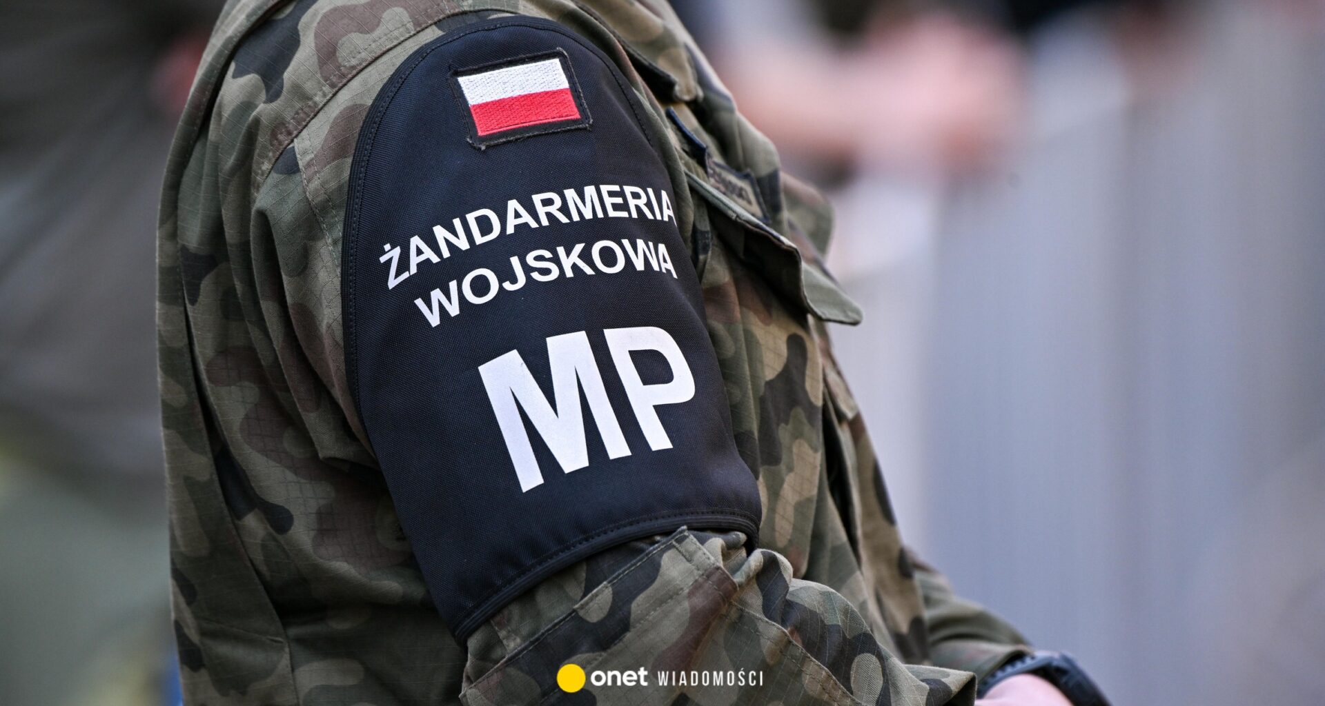 Żandarmeria reaguje na tekst Onetu. Chodzi o tajne dokumenty znalezione na śmietniku