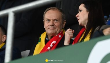 Donald Tusk reaguje na hasła podczas meczu reprezentacji. "Mam do niego słabość"