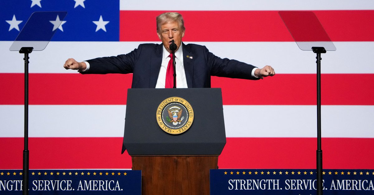 Donald Trump, prezydent USA, przemawia w bazie Quantico, 20 września 2025 r.