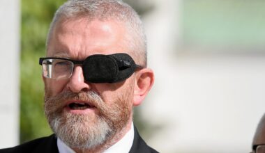 Jest nowy sondaż. Niespodziewanie wysoki wynik partii Grzegorza Brauna. Sejm bez PSL i Hołowni