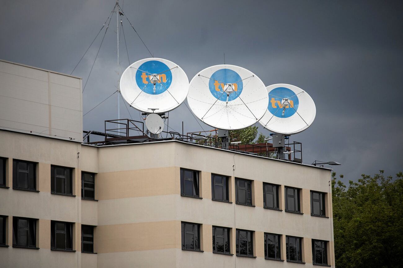 Właściciel TVN na sprzedaż? Pojawił się nowy faworyt. Wskazał go Biały Dom