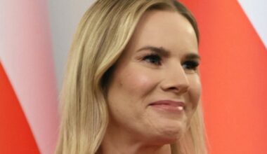 W takim wydaniu Marty Nawrockiej jeszcze nie widzieli¶my. Odwa¿ne po³±czenie kolorów