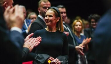 Marta Nawrocka z oficjalną wizytą w Lublinie. Detal kreacji przyciąga wzrok