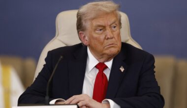 Donald Trump traci cierpliwość. Grozi Putinowi atomową łodzią podwodną u wybrzeży Rosji. "Oni się nie bawią, my też nie"