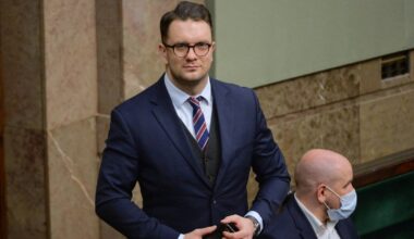 Kulisy awantur w poselskiej restauracji. "Jesteś chorym psychicznie oszustem"