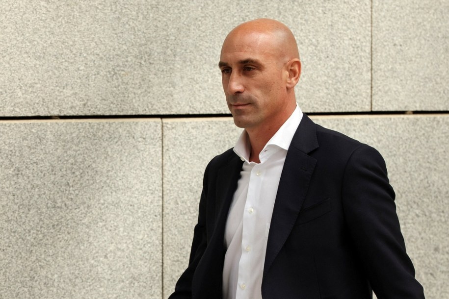 Luis Rubiales został obrzucony jajkami przez swojego wujka /THOMAS COEX/AFP /East News