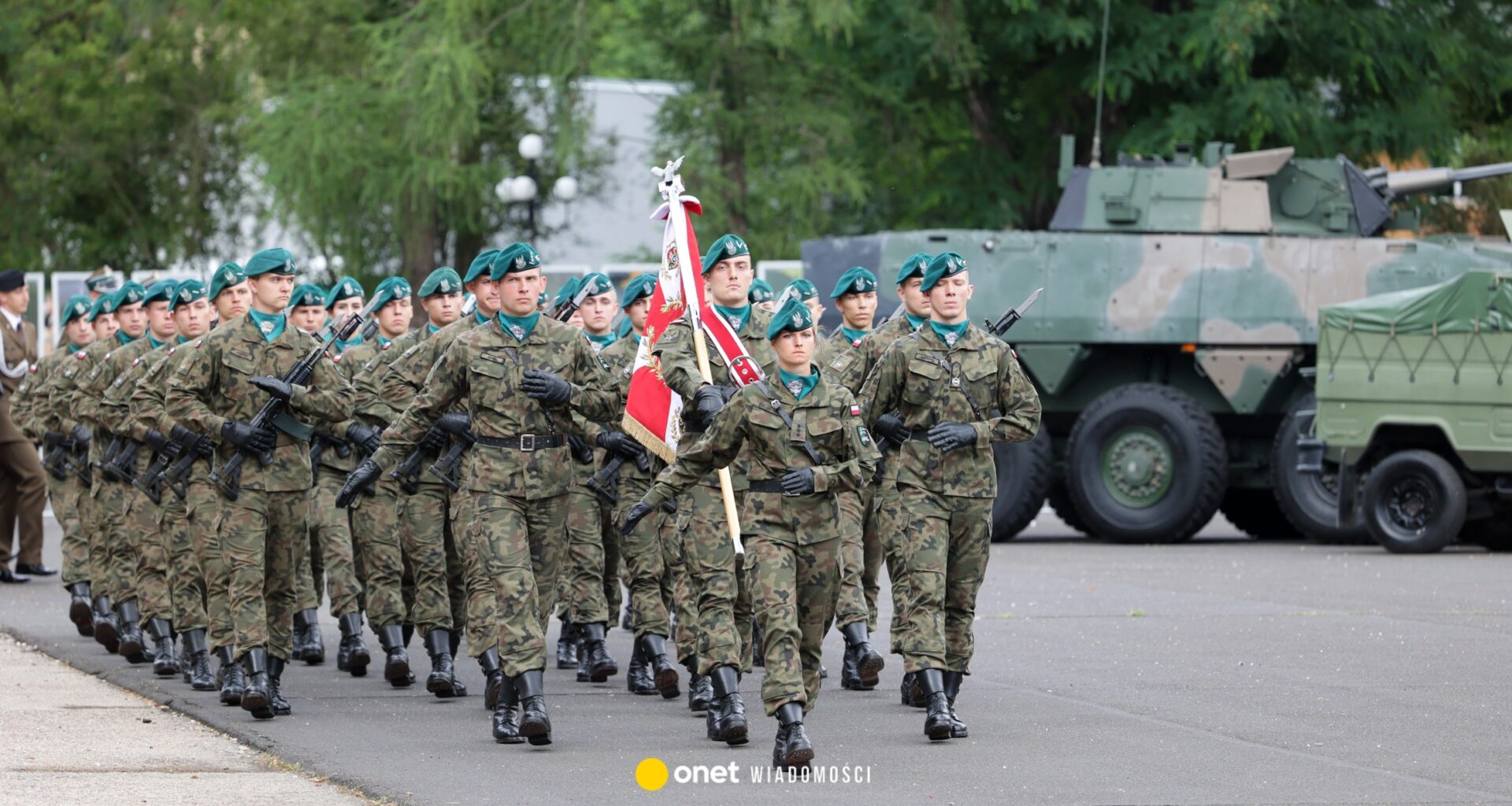 Polacy nie chcą wracać do wojska. Duża zmiana [SONDAŻ] - Onet
