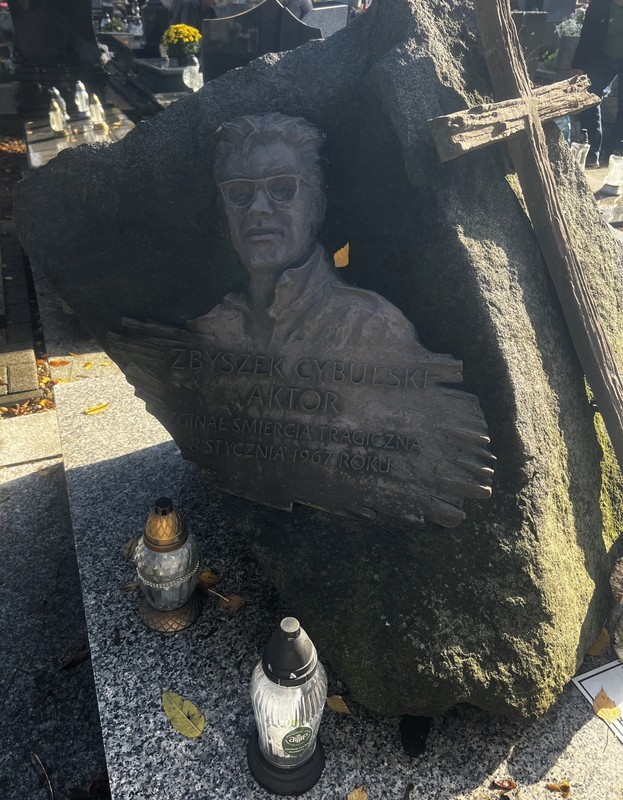 Grób Zbigniewa Cybulskiego