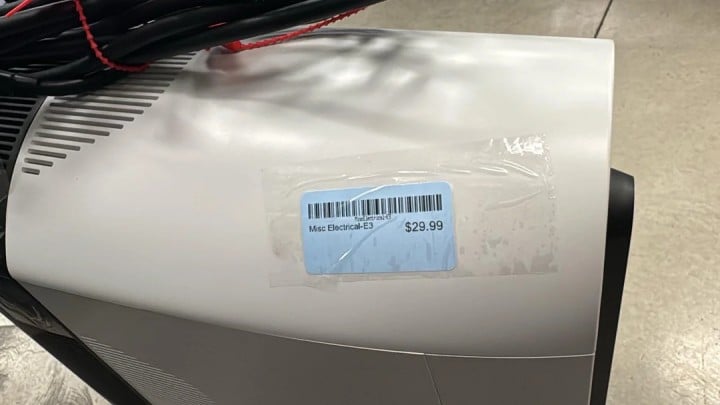 Źródło: u/finaldeadlanser; Reddit - Gracz otrzymuje komputer do gier o wartości 2500 dolarów za niecałe 30 dolarów, ponieważ sprzedawca myli go z oczyszczaczem powietrza - wiadomość - 2025-11-26