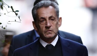 Nicolas Sarkozy opuścił więzienie. Sąd zgodził się na zwolnienie byłego prezydenta Francji