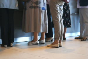 Ministerstwo będzie testować skrócony czas pracy na urzędnikach. "Czy taki był cel?"