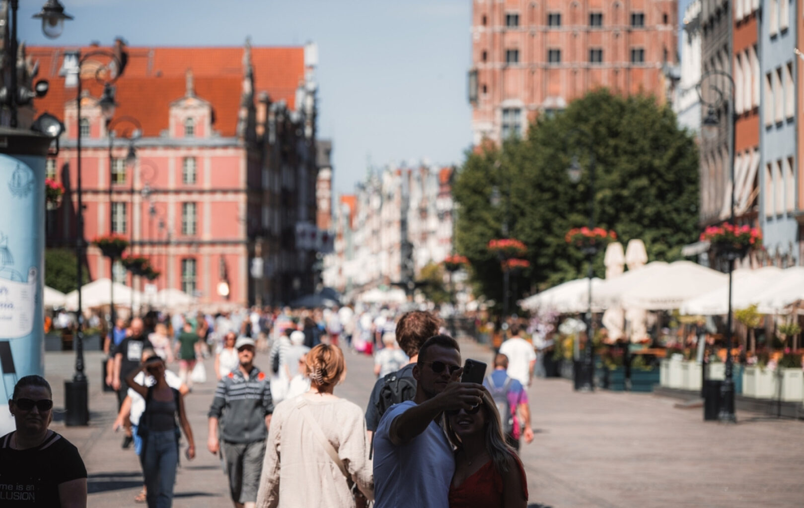 W tych trzech miastach warto pracować. Zarobki powyżej 10 tys. zł