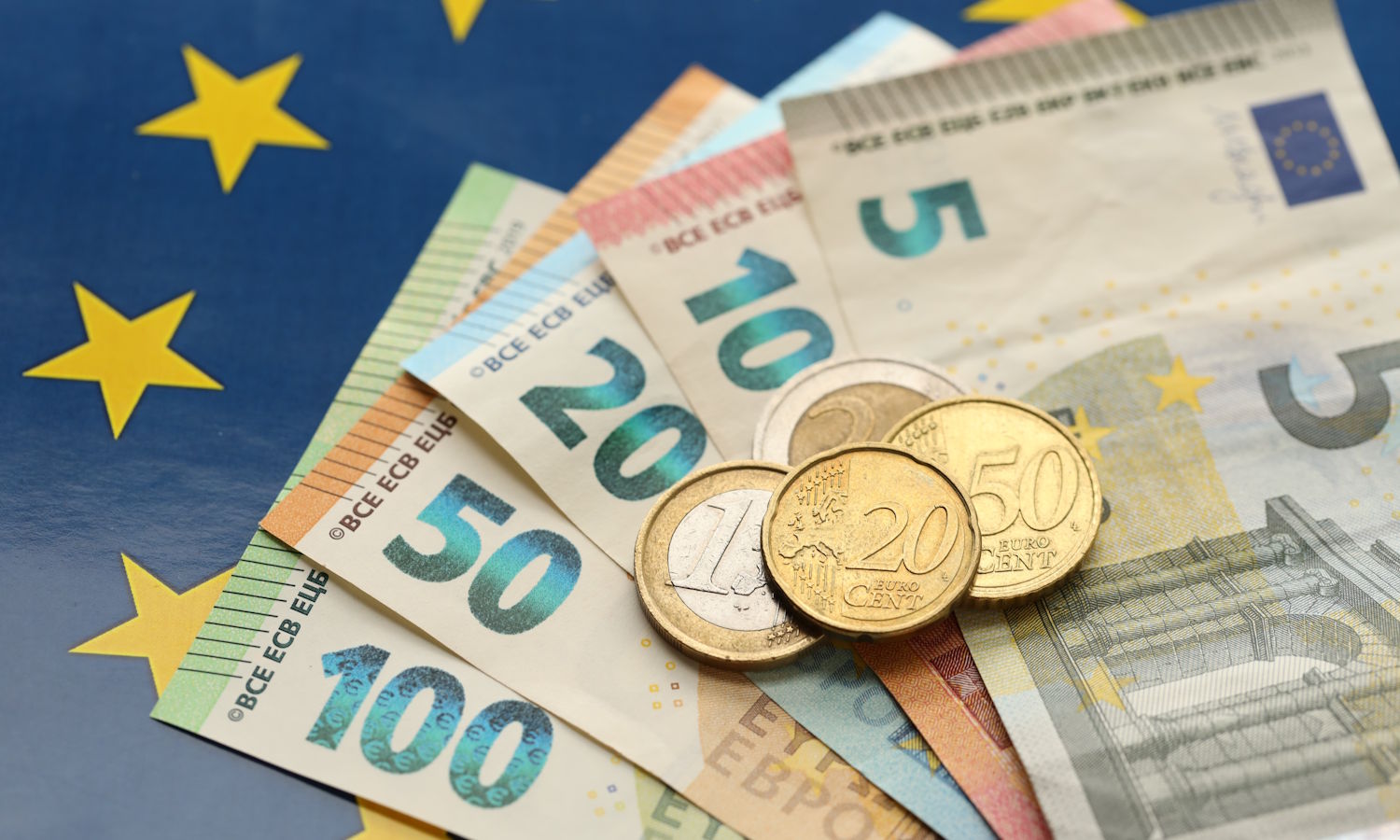 Unia nie chce już gotówki. Padła konkretna data