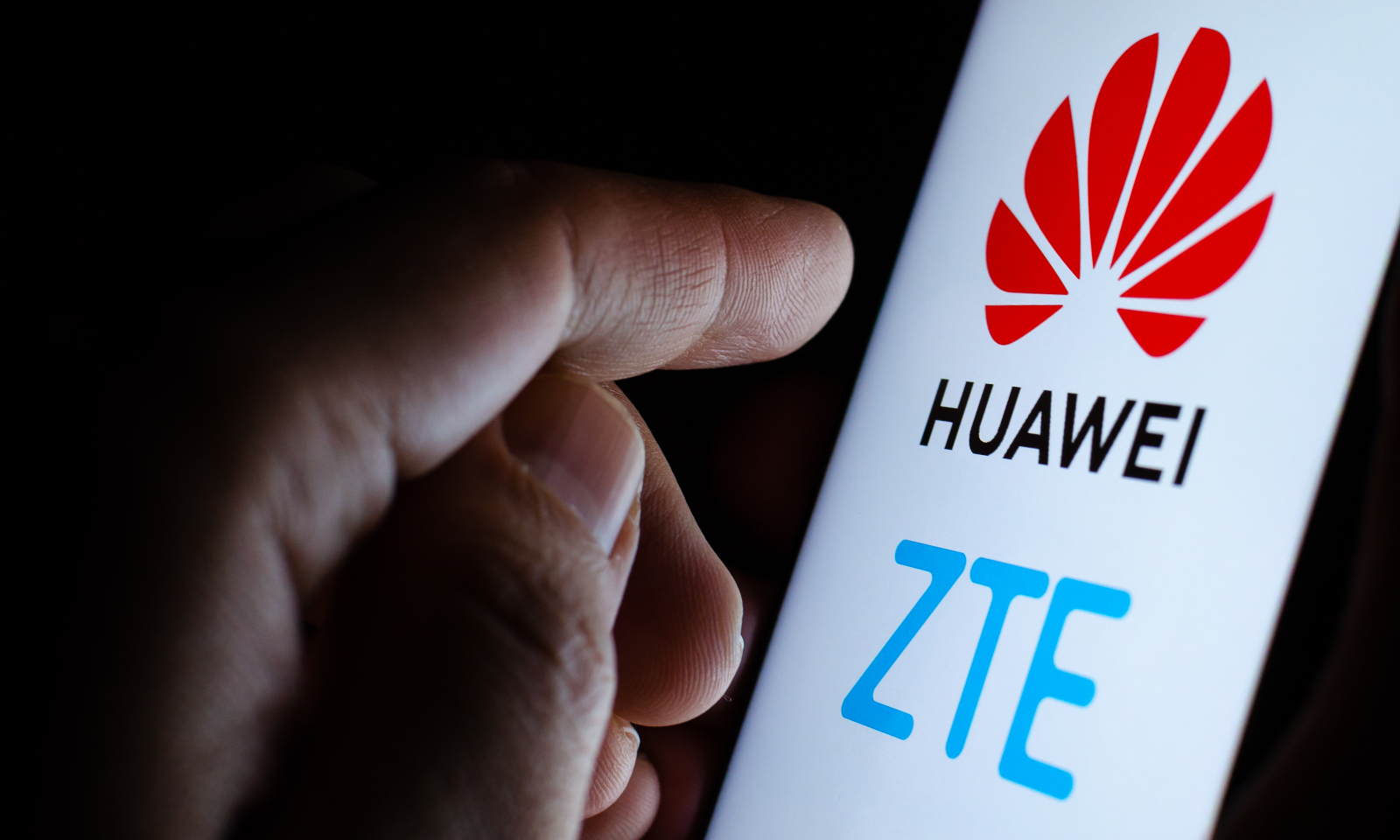 Unia chce zakazu Huawei i ZTE. Bruksela zaciska pętlę