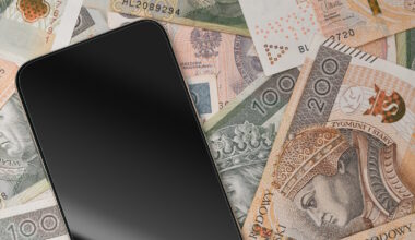 Od stycznia wchodzi "podatek od smartfonów". Wyjaśniamy