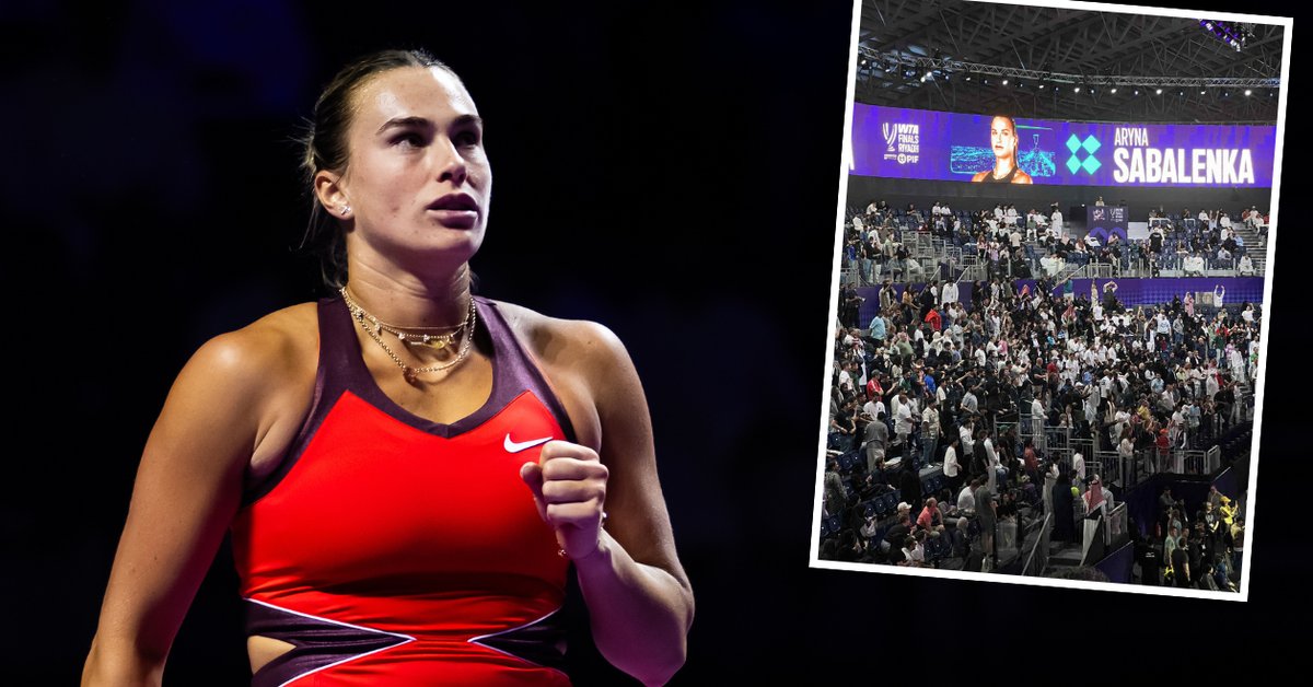 Kibice na stojąco oklasują Arynę Sabalenkę po meczu z Jasmine Paolini.