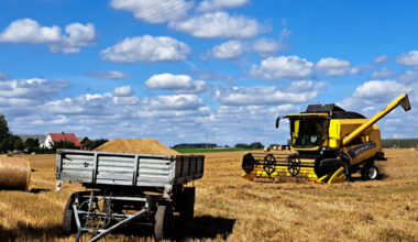 Pieniądze z ARiMR na maszyny do gospodarstwa. Ile można otrzymać?