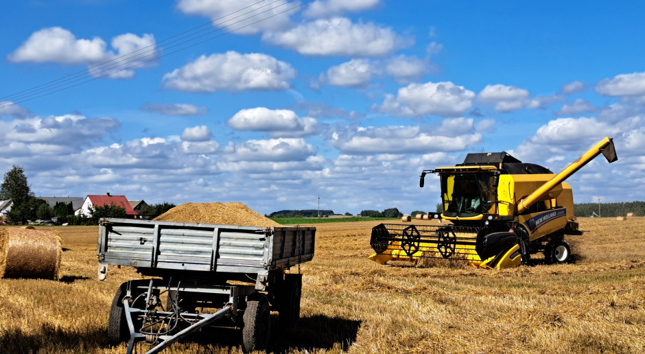 Pieniądze z ARiMR na maszyny do gospodarstwa. Ile można otrzymać?