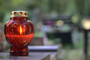 Pracownikom za Wszystkich Świętych należy się dzień wolny. Ale nie wszyscy go dostaną