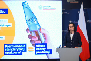 Z oceną systemu kaucyjnego trzeba poczekać. Dopiero 12 producentów wprowadziło opakowania