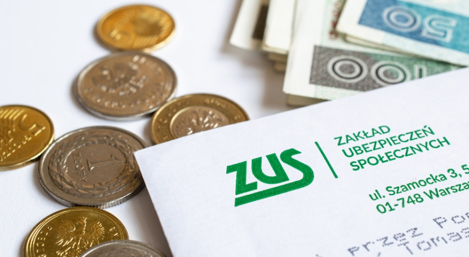 Emeryci dostaną przesyłkę z ZUS. Zmianę w portfelu odczują wszyscy