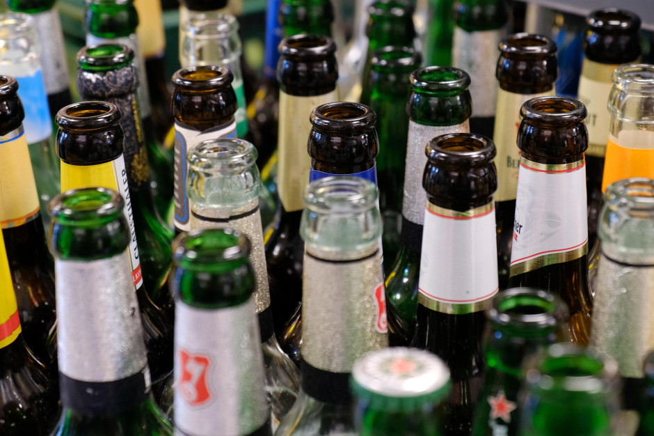Butelki wychodzą z systemu kaucyjnego. Samorząd otwiera furtkę