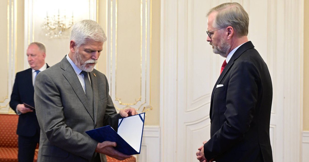 Rząd Czech podał się do dymisji. Do władzy powróci Andrej Babisz