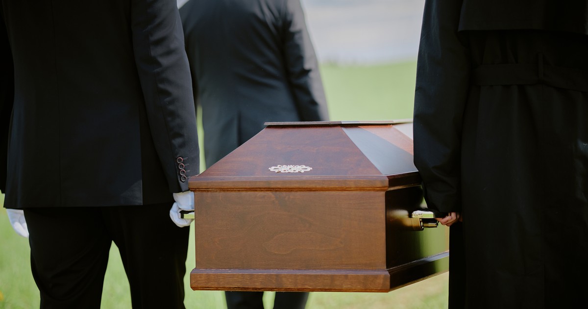 ZUS przyznaje zasiłki pogrzebowe. Od 2026 r. świadczenie wzrośnie