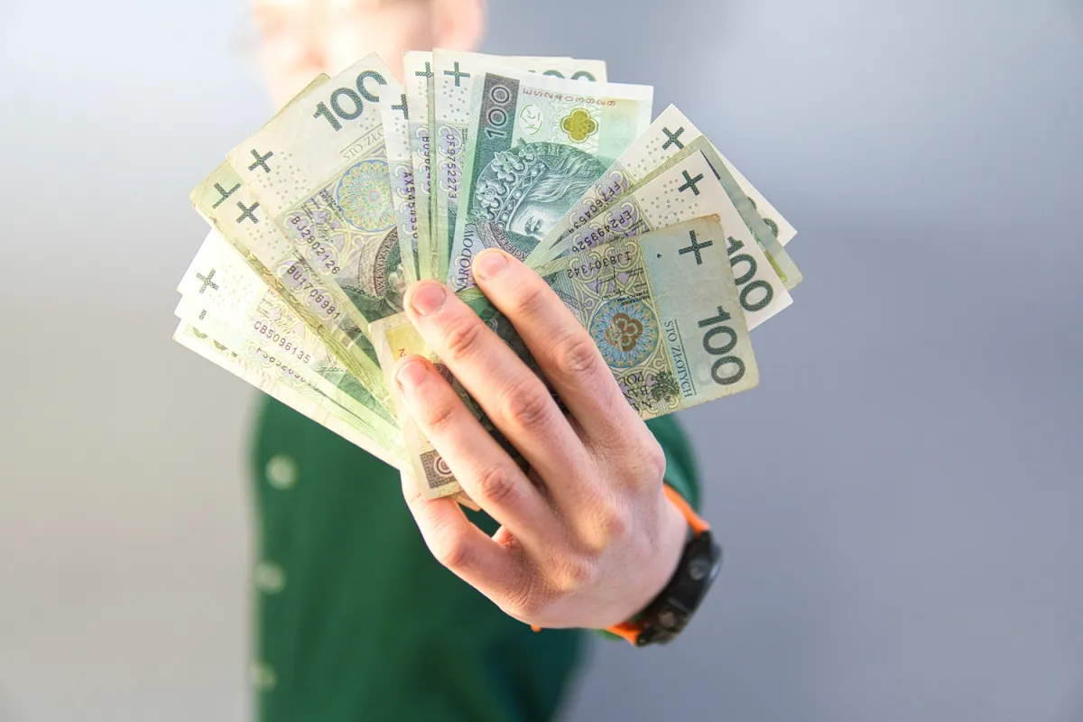 Co daje znaczny stopień niepełnosprawności? Ulgi, zasiłki, dofinansowania [Pełna lista 2026] Kwoty, warunki i ograniczenia